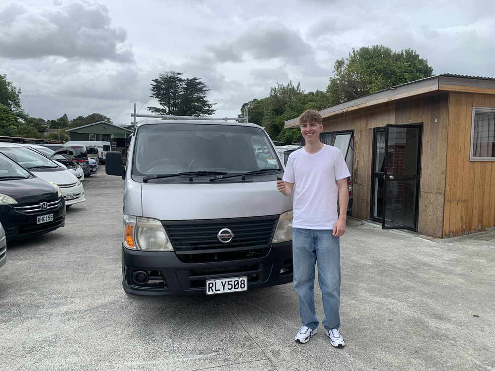 Customer with a campervan