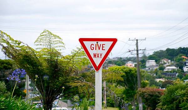 Give way