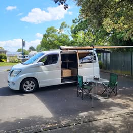 Selfcontained camper van excellent condition nissan elgrand done 144000 km