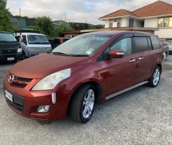 Mazda MPV *4WD* 2006 Self-Contained
