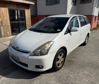 Toyota Wish 2005 Self-Contained