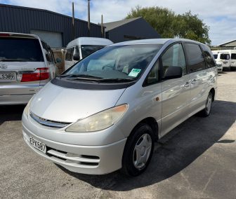 Toyota Estima 2000 Self-Contained Campervan